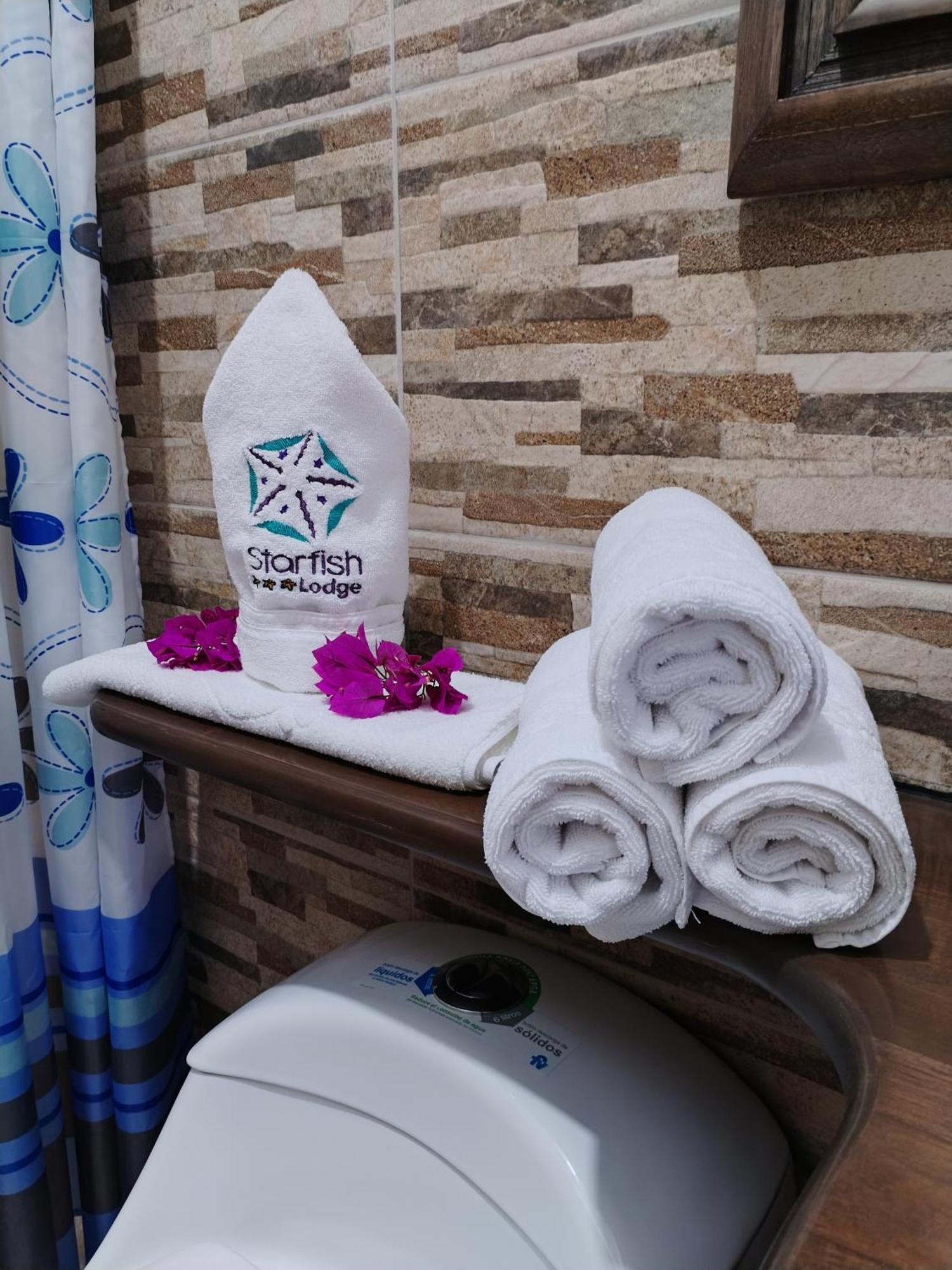 Hotel Starfish Пуерто Виламил Екстериор снимка