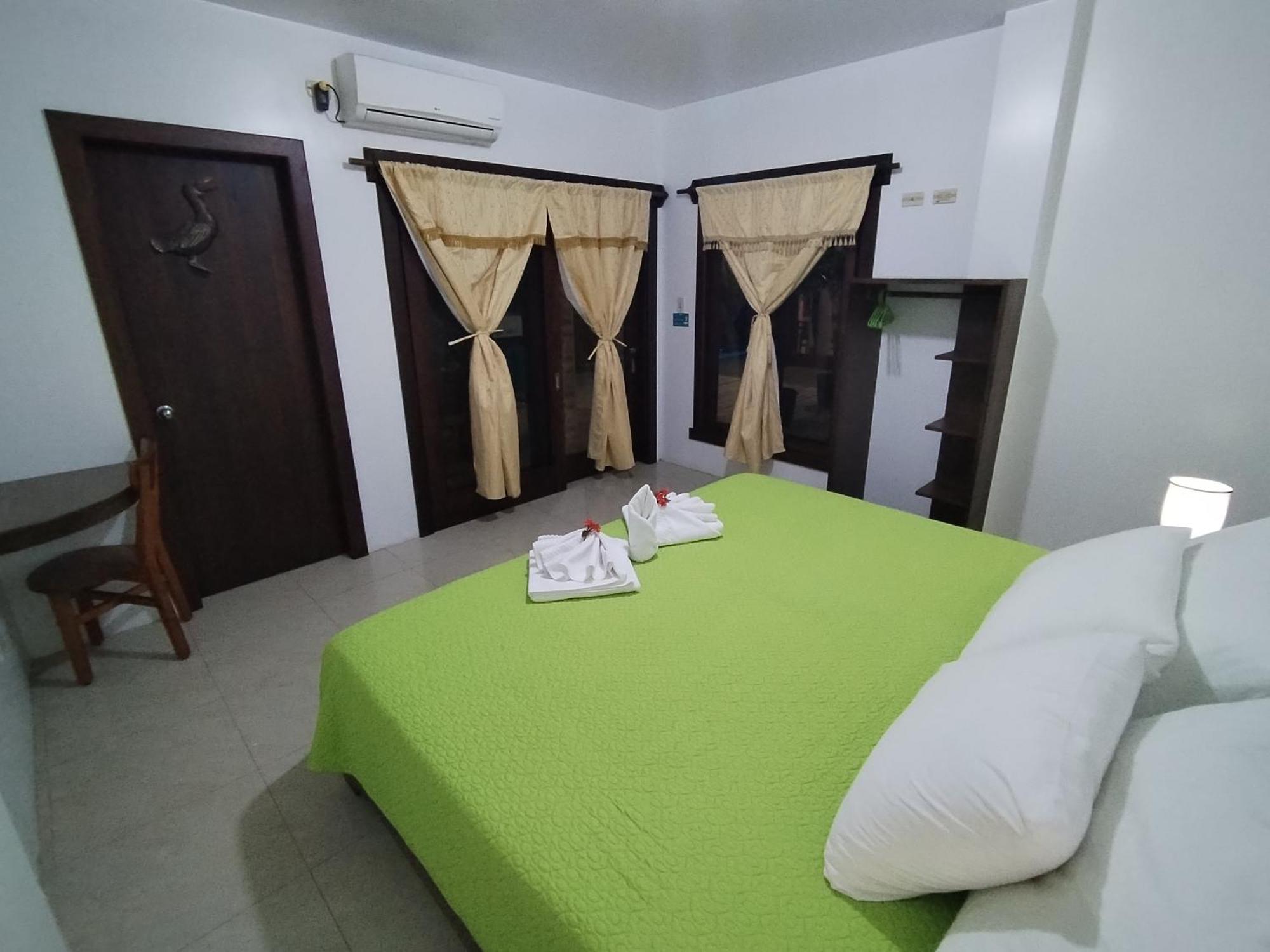 Hotel Starfish Пуерто Виламил Екстериор снимка
